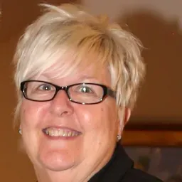 Debbie Alder-Bentley, New Members Officer of the Distillers’ Company.